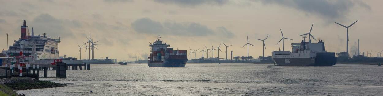 Hoek van Holland havenmond